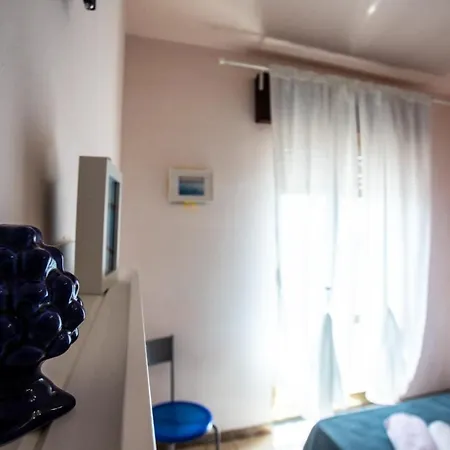Apartament Casa Portopalo “elle” *
